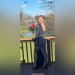 Black sequence Prom dress !!